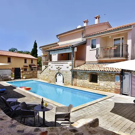 شقة Lovely Poolside In Tar Tar-Vabriga